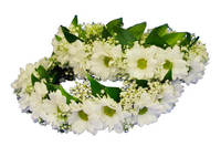 Венок из живых цветов